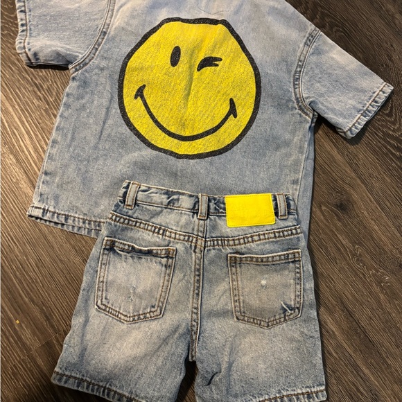 Zara Kids Denim Shorts with Yellow Smiley - Picture 1 of 2